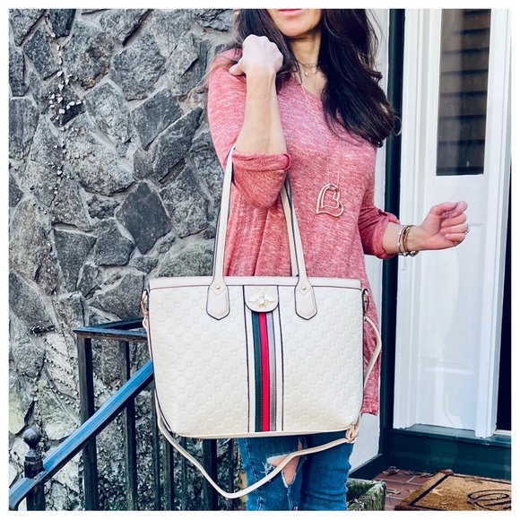 ShopEvelynne Handbags - FABULOUS CHIC TOTE BAG
